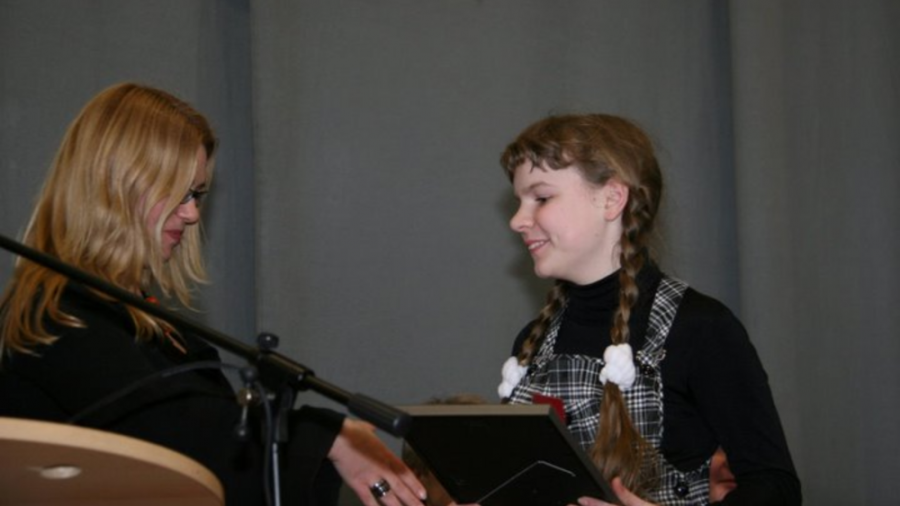 2008 m. Metų skaitytojo titulą pelnė Dalė Miknevičiūtė. Nuotr. Astos Plechavičiūtės
